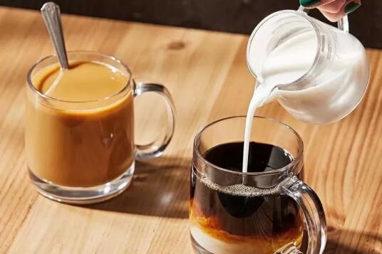 咖啡加牛奶，这样的饮用方法好吗？