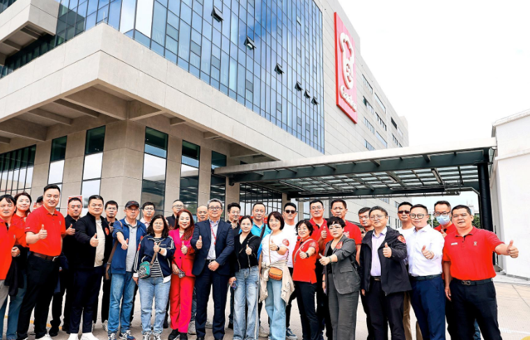 嘉顿迎百年新起点：新厂开放日展现企业传承与创新活力