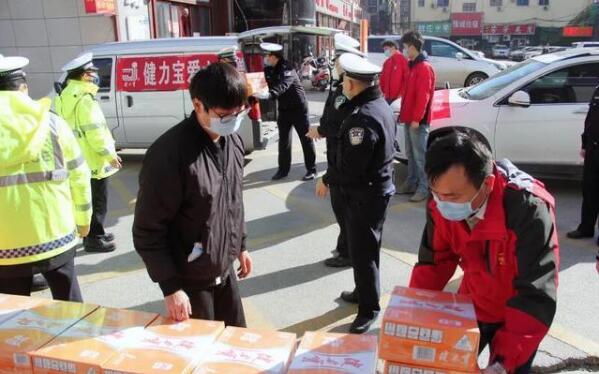 防疫情，有温情！健力宝爱心企业为疫情防控一线交警献爱心