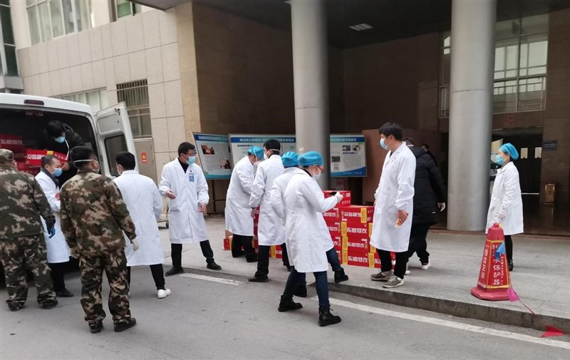 共战疫情，东鹏特饮再为湖北襄阳送去能量支持