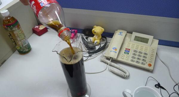 长期喝碳酸饮料，身体会有哪些变化？