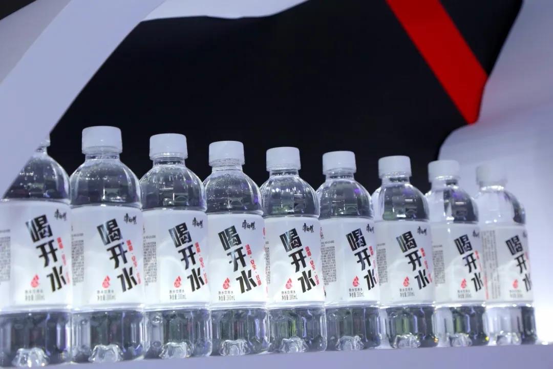 康师傅“喝开水”问世，瓶装水市场格局生变