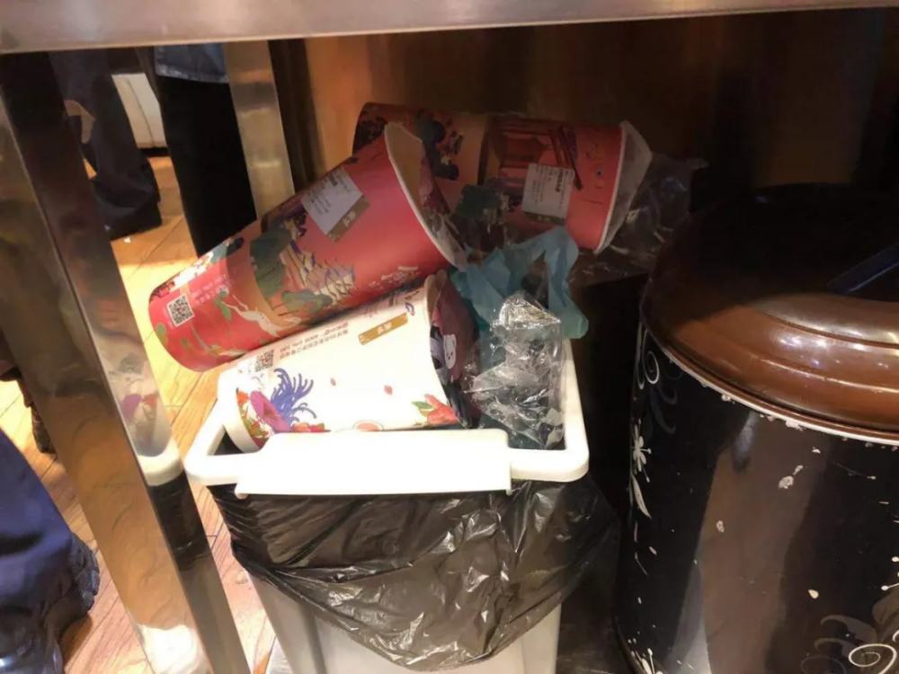 茶百道、CoCo等网红奶茶店都存在问题